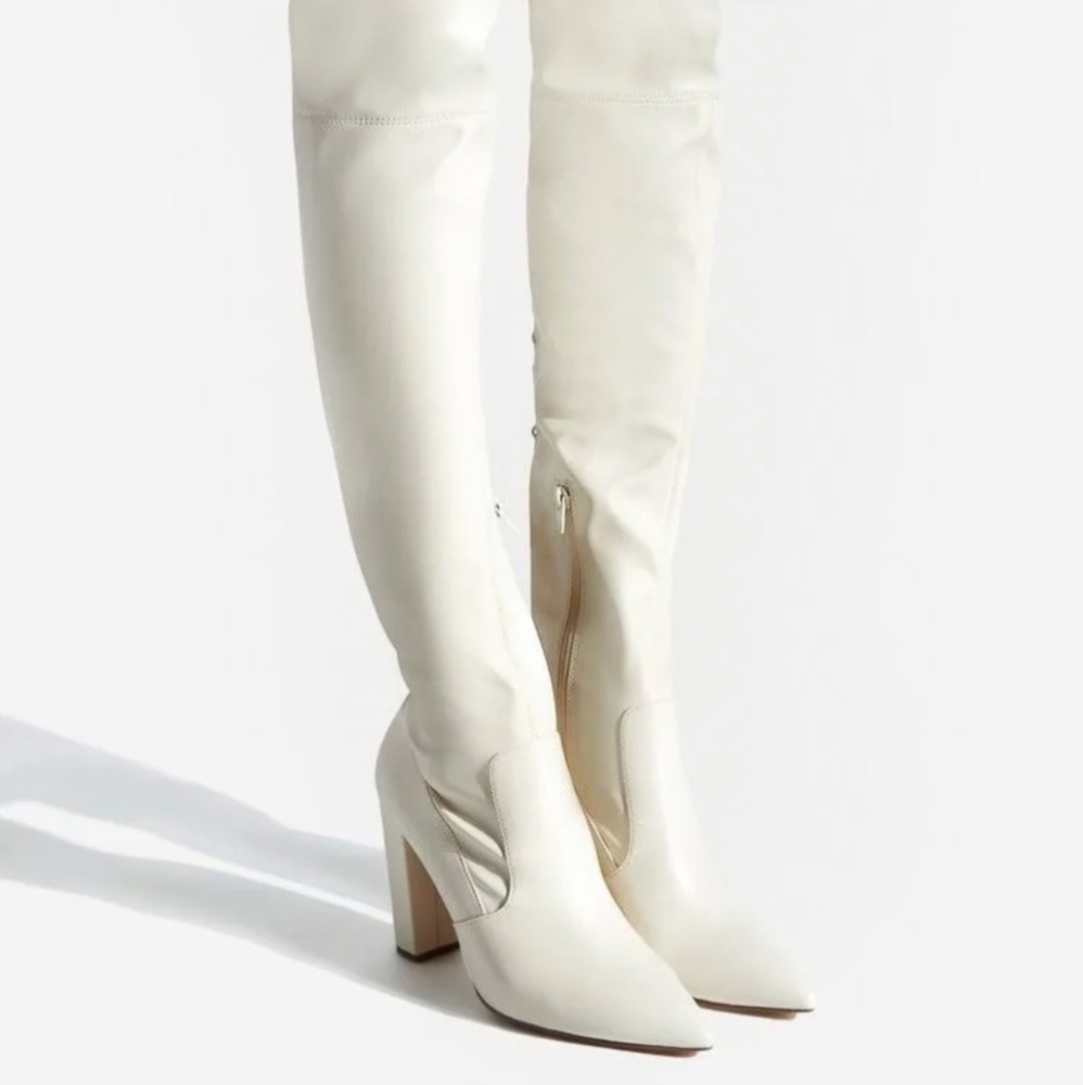 Boots color is bone